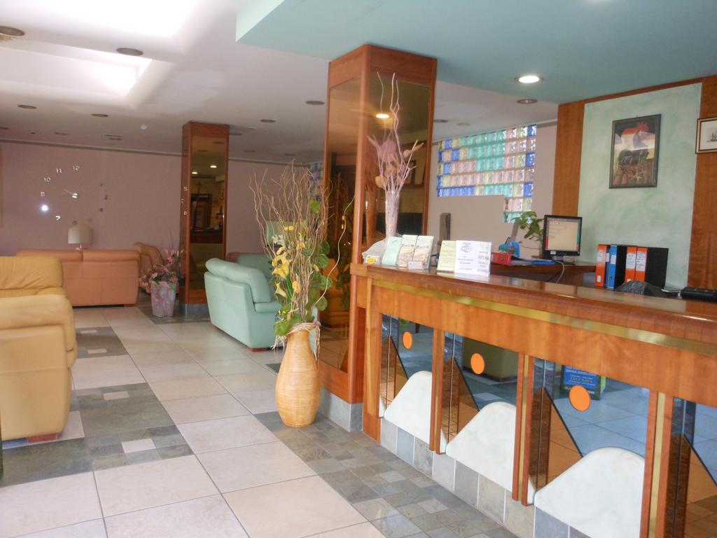 Hotel Rosa Del Deserto Castrocaro Terme Εξωτερικό φωτογραφία