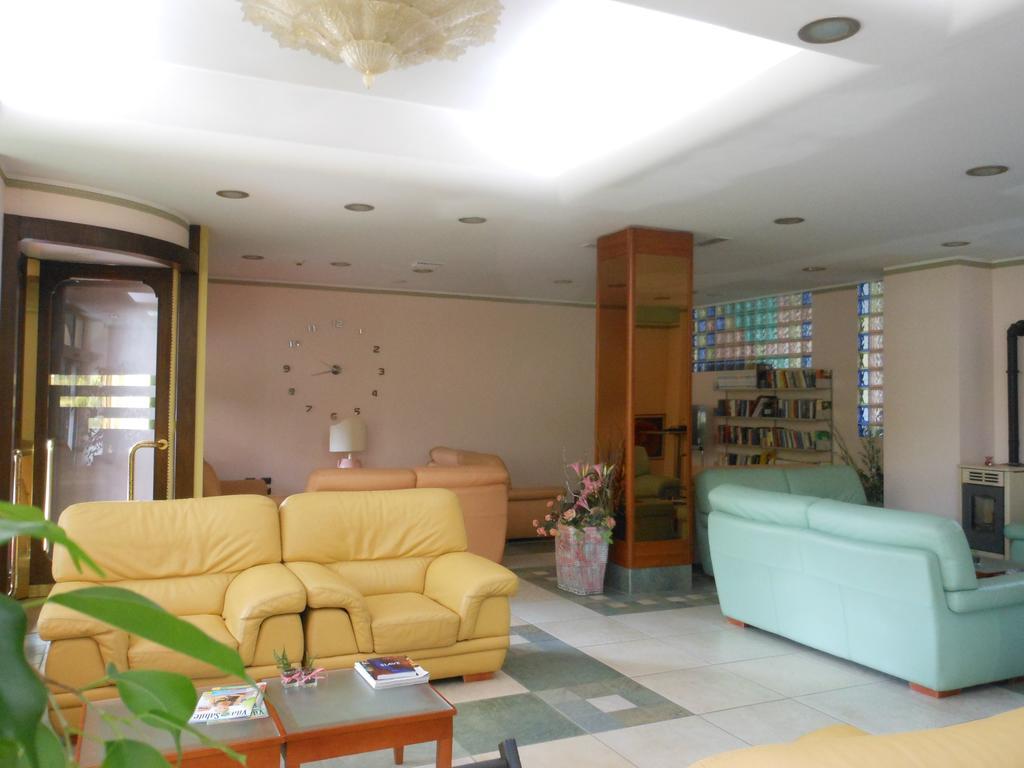 Hotel Rosa Del Deserto Castrocaro Terme Εξωτερικό φωτογραφία