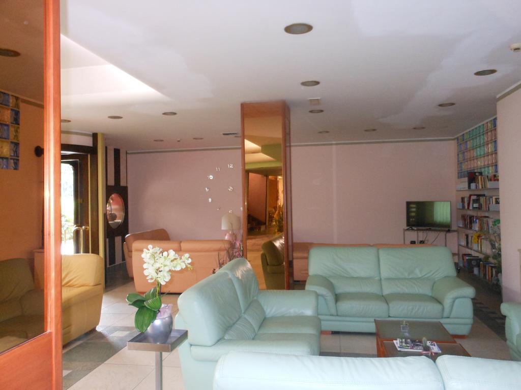 Hotel Rosa Del Deserto Castrocaro Terme Εξωτερικό φωτογραφία