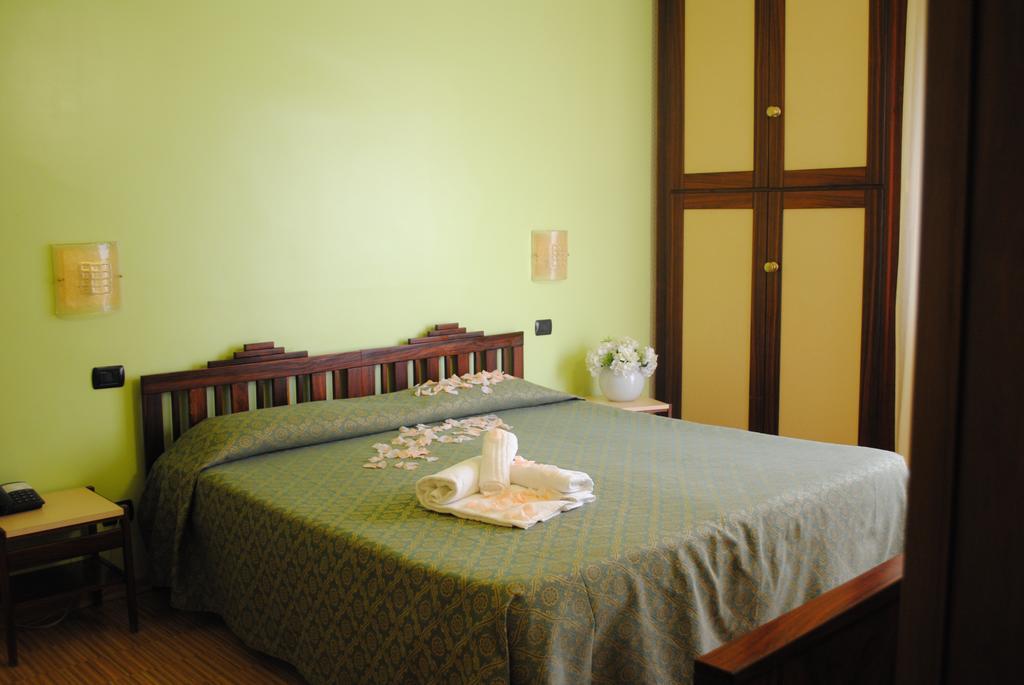 Hotel Rosa Del Deserto Castrocaro Terme Εξωτερικό φωτογραφία
