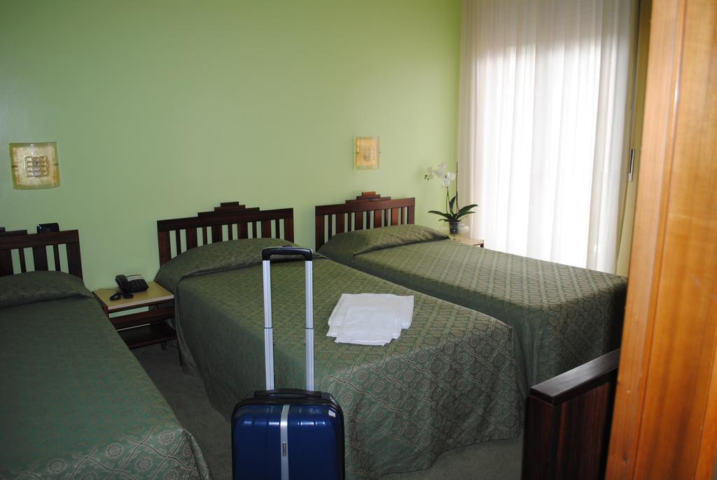 Hotel Rosa Del Deserto Castrocaro Terme Εξωτερικό φωτογραφία