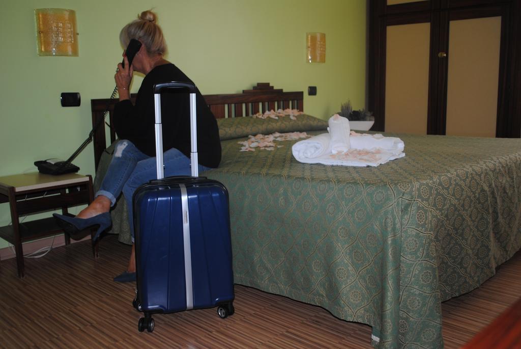 Hotel Rosa Del Deserto Castrocaro Terme Εξωτερικό φωτογραφία