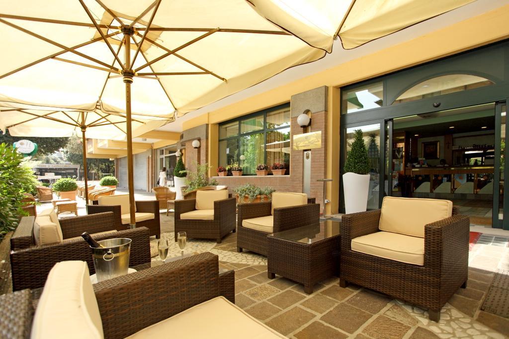 Hotel Rosa Del Deserto Castrocaro Terme Εξωτερικό φωτογραφία